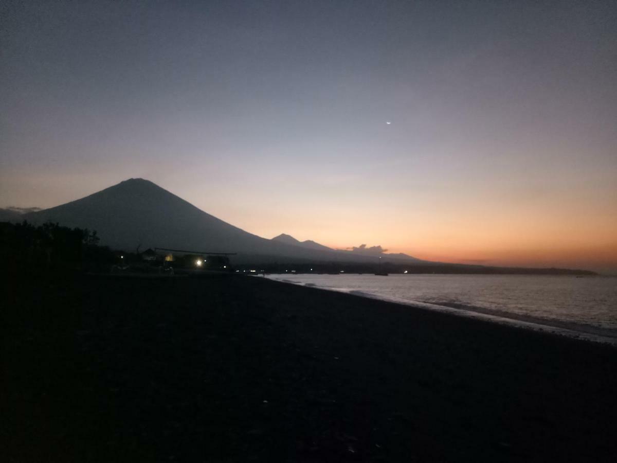Minory Guesthouse Amed  Bagian luar foto